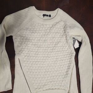 Dex Cream Crew Neck Sweater with Textured Knit, Size Medium, NWT